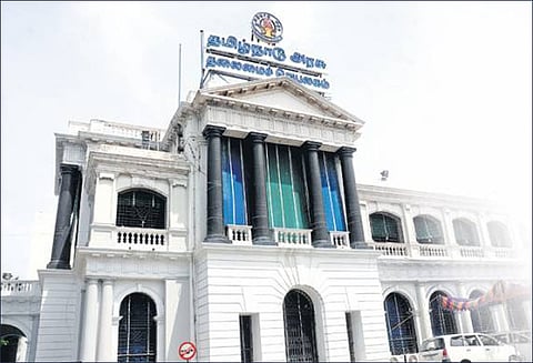 கஜா புயலில் போதிய நிவாரணம் வழங்கவில்லை: தி.மு.க. குற்றச்சாட்டால் சட்டசபையில் காரசார விவாதம்