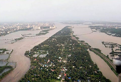 வெள்ள நிவாரண பணிகள்: 1 சதவீதம் கூடுதல் வரி விதிக்க கேரளாவுக்கு அனுமதி - ஜி.எஸ்.டி. மந்திரிகள் குழு பரிந்துரை