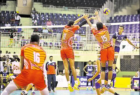 தேசிய சீனியர் கைப்பந்து: தமிழக அணி அரைஇறுதிக்கு தகுதி