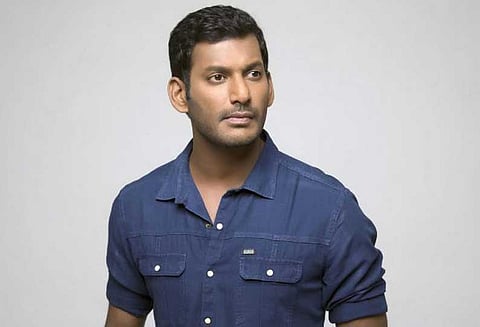 இளையராஜா கலைவிழாவில் நடிகர்-நடிகைகள் பங்கேற்பு நடிகர் விஷால் பேட்டி