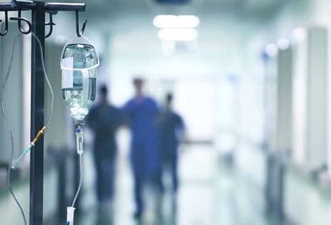 கோமா நிலையில் பெண்ணுக்கு குழந்தை பிறந்த விவகாரம்:மருத்துவமனை நிர்வாகத் தலைவர் ராஜினாமா