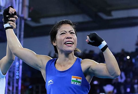 உலக குத்து சண்டை தரவரிசை பட்டியலில் முதல் இடம் பிடித்த மேரி கோம்