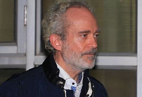 ஹெலிகாப்டர் ஊழல் வழக்கில் கைது: குடும்பத்தினரிடம் பேச அனுமதி கோரி கோர்ட்டில் இடைத்தரகர் மனு