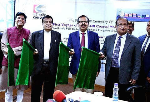 கண்ட்லா-தூத்துக்குடி இடையே சரக்கு கப்பல் போக்குவரத்து - மத்திய மந்திரிகள் தொடங்கி வைத்தனர்