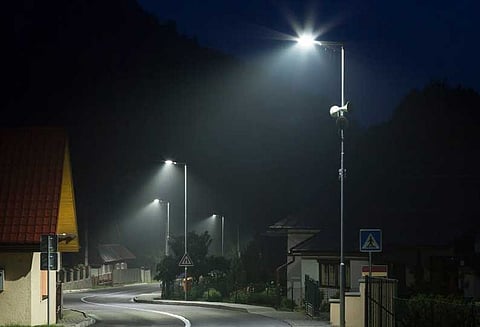 விருதுநகரில் தெருவிளக்கு, அடிபம்புகளை சீரமைக்க நடவடிக்கை எடுக்க வேண்டும்; நகராட்சி நிர்வாகத்துக்கு கோரிக்கை