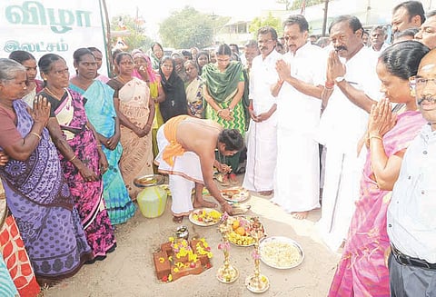 அரவக்குறிச்சி ஊராட்சியில் ரூ.100 கோடியில் குடிநீர் திட்டப்பணிகள் அமைச்சர் எம்.ஆர்.விஜயபாஸ்கர் தகவல்