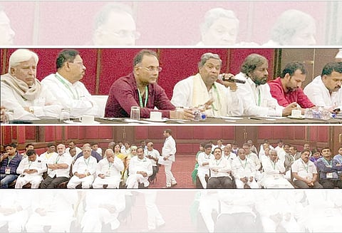 ராமநகர் அருகே ஓட்டல்களில் தங்கவைக்கப்பட்டுள்ள காங்கிரஸ் எம்.எல்.ஏ.க்களுடன் தலைவர்கள் ஆலோசனை மேலும் 2 நாட்கள் தங்கியிருக்க முடிவு