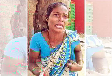 செங்குன்றம் போலீஸ் நிலையம் எதிரே கைக்குழந்தையுடன் இளம்பெண் தற்கொலைக்கு முயன்றதால் பரபரப்பு கணவரை போலீசார் அடித்து துன்புறுத்துவதாக புகார்