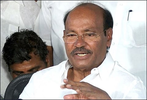 கூட்டமைப்பு தலைவர்களை அழைத்து பேசி அரசு ஊழியர்கள் வேலை நிறுத்தத்தை முடிவுக்கு கொண்டுவர வேண்டும் டாக்டர் ராமதாஸ் வலியுறுத்தல்