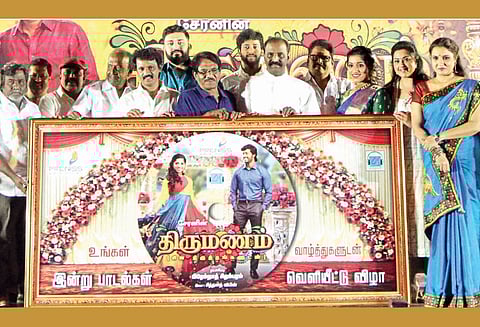 நாகரிகம் அழிந்ததைப்போல் “திருமணமே இல்லாமல் போகும்” கவிஞர் வைரமுத்து பேச்சு