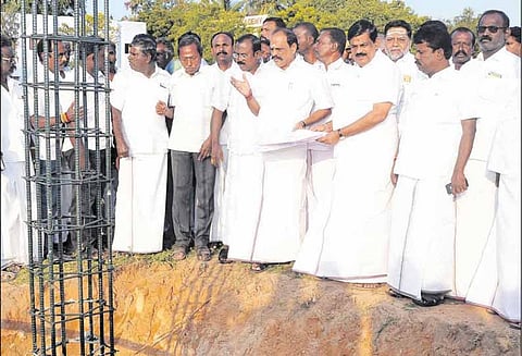 திருச்செந்தூரில் டாக்டர் பா.சிவந்தி ஆதித்தனார் மணிமண்டபம் மார்ச் மாதத்துக்குள் கட்டி முடிக்கப்படும்