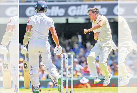 ஆஸ்திரேலியாவுக்கு எதிரான முதலாவது டெஸ்ட்: இலங்கை அணி 144 ரன்னில் ஆல்-அவுட்