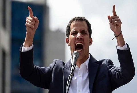 வெனிசூலா நாட்டின் இடைக்கால அதிபராக தன்னை தானே அறிவித்தார் எதிர்க்கட்சி தலைவர் அமெரிக்கா அங்கீகாரம்