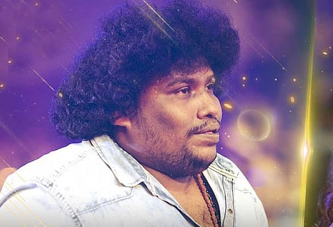 ‘சைகோ’ ஆசாமி என்று நினைத்து “போலீசாரிடம் சிக்கி அடி வாங்கியிருக்கிறேன்” நடிகர் யோகி பாபு பேட்டி