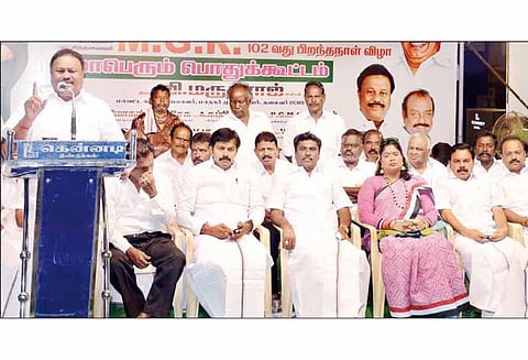 சாதிக்பாட்ஷா, அண்ணாநகர் ரமேஷ் மரணத்தில் மர்மம் நீடிப்பதால் சி.பி.ஐ. விசாரணை அமைச்சர் திண்டுக்கல் சீனிவாசன் வலியுறுத்தல்