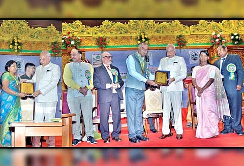 காலநிலை மாற்றத்தால் ஏற்படும் விளைவுகளில் இருந்து மண், நீர்வளத்தை பாதுகாக்க வேண்டும்