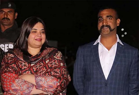 அபிநந்தனின் வீரத்தால் நாடே பெருமை கொள்கிறது - தலைவர்கள் வாழ்த்து