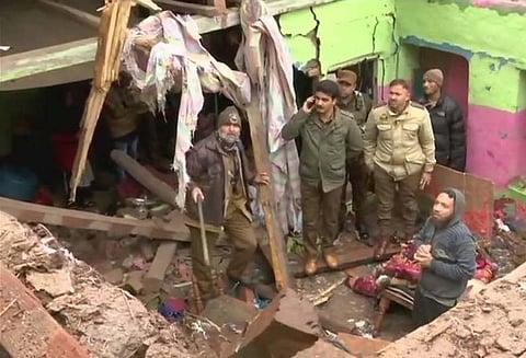 9 மாத குழந்தை உள்பட 3 பேர் சுட்டுக்கொலை பாகிஸ்தான் இராணுவம் தாக்குதல்