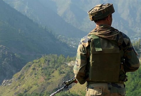 காஷ்மீரில் ஒரே நாளில் 3 முறை பாகிஸ்தான் அத்துமீறல் - இந்திய ராணுவம் பதிலடி