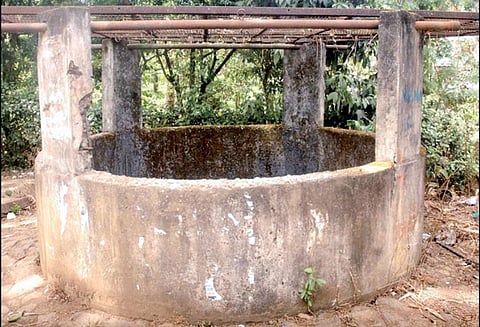 கூடலூர் சளிவயலில் குடிநீர் கிணறு தூர்வாரப்படுமா? பொதுமக்கள் எதிர்பார்ப்பு