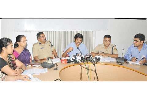 மைசூரு-குடகு தொகுதி நாடாளுமன்ற தேர்தலுக்கான அனைத்து ஏற்பாடுகளும் தயார் கலெக்டர் அபிராம் ஜி.சங்கர் பேட்டி