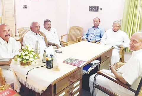 தாக்கப்பட்டதற்கு கண்டனம்: குழித்துறை மறைமாவட்ட ஆயருக்கு பொன்.ராதாகிருஷ்ணன் ஆறுதல்