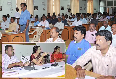 வாக்காளர்களுக்கு தேவையான அடிப்படை வசதிகள் உள்ளதா? ஆய்வு செய்ய அதிகாரிகளுக்கு கலெக்டர் அறிவுறுத்தல்