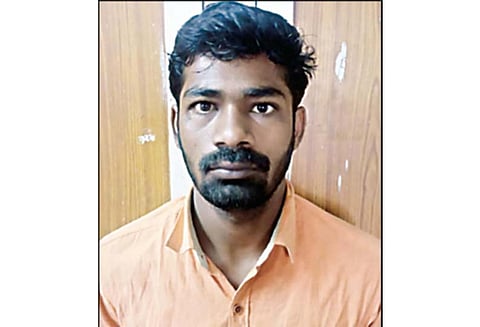 சிறையில் அடைக்கப்பட்டுள்ள ரவுடி மீது குண்டர் சட்டம் பாய்ந்தது