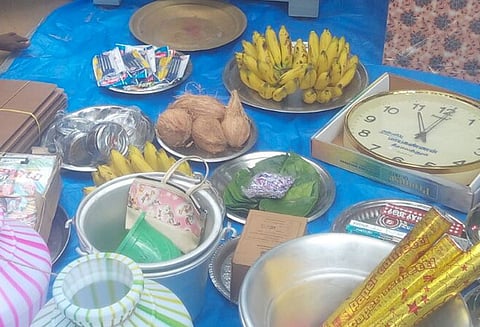 காஞ்சீபுரம், திருவள்ளூர் மாவட்டங்களில் அரசு பள்ளிகளுக்கு கல்வி சீர்