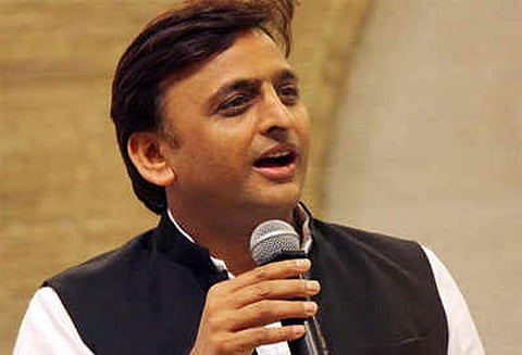 பா.ஜ.க. சொந்த சாதனைகளை கூறாமல் ஏன் எதிர்க்கட்சிகளை குறை கூறி கொண்டிருக்கிறது? அகிலேஷ் கேள்வி