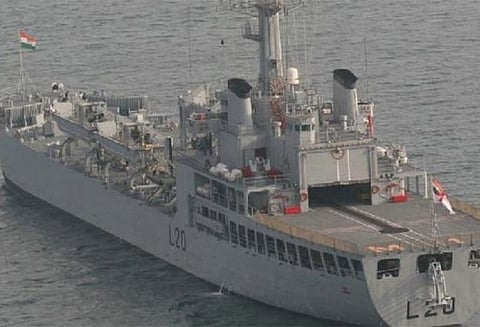 மொசாம்பிக்கில் புயல் பாதிப்பு: மீட்பு பணியில் 3 இந்திய கப்பல்கள் - 200 பேர் மீட்பு