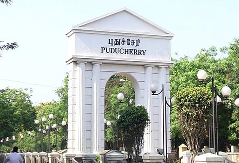 வேட்பு மனு வாபஸ் முடிந்தது இறுதி வேட்பாளர் பட்டியல் வெளியீடு புதுவையில் 18 பேர் போட்டி