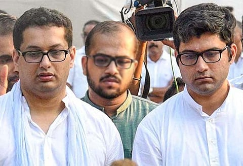 தந்தையின் சேவையை தொடர விரும்புகிறோம் - மனோகர் பாரிக்கரின் மகன்கள் அறிவிப்பு