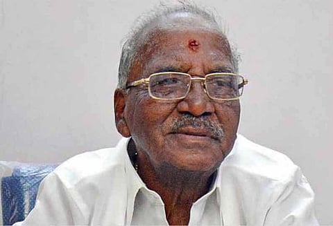 அ.தி.மு.க. அவைத் தலைவர் மதுசூதனன் மருத்துவமனையில் அனுமதி