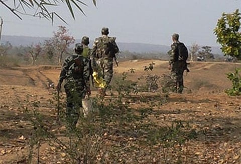 ஜார்கண்ட் மாநிலத்தில் பா.ஜனதா அலுவலகம் குண்டு வைத்து தகர்ப்பு - மாவோயிஸ்டுகள் அட்டூழியம்