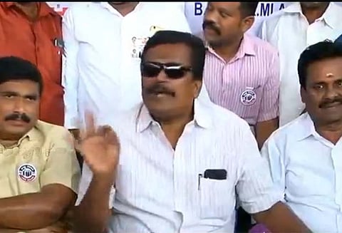 தற்போதைய அதிமுக ஆட்சியை கவிழ்ப்பதில் தவறு என்ன? - தங்க தமிழ்செல்வன்