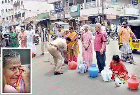 திண்டுக்கல்லில், குடிநீர் கேட்டு காலிக்குடங்களுடன் பொதுமக்கள் மறியல்