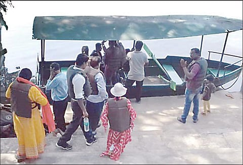 ரங்கனத்திட்டு பறவைகள் சரணாலயத்தில் படகு சவாரி மீண்டும் தொடங்கியது