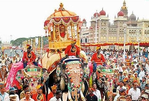 மைசூரு தசரா ஊர்வலம்: இன்று தொடங்கி வைக்கிறார் முதல்-மந்திரி எடியூரப்பா
