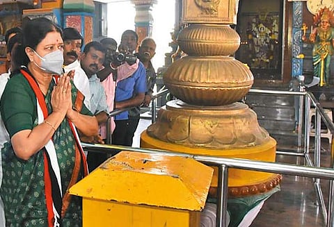 ‘‘அடக்குமுறைகளுக்கு அஞ்சமாட்டேன்’’; சசிகலா ஆவேச பேச்சு