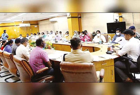 ராணுவ ஆள்சேர்ப்பு முகாமில் பங்கேற்கும் இளைஞர்கள் கொரோனா பரிசோதனை முடிவு சான்றிதழ் கொண்டு வர வேண்டும் - 25-ந் தேதி முதல் அனுமதி அட்டை பதிவிறக்கம் செய்து கொள்ளலாம்