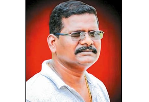 தி.மு.க. பிரமுகர் வெட்டிக்கொலை தேர்தல் முன்விரோதமா? போலீசார் விசாரணை
