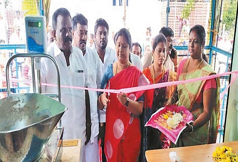 காரணைப்புதுச்சேரி கோகுலம் காலனியில் புதிய ரேஷன் கடை திறப்பு