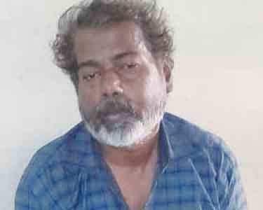 மோட்டார் சைக்கிள் திருடிய டிரைவர் கைது