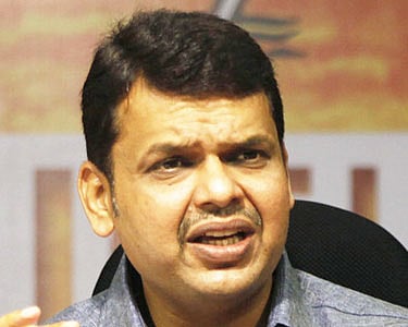 சத்ரபதி சிவாஜி நினைவுச்சின்னம்: மீனவர்களின் பிரச்சினைக்கு தீர்வு காணப்படும் தேவேந்திர பட்னாவிஸ் உறுதி