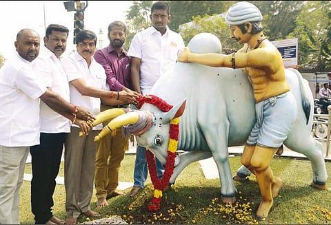 ஜல்லிக்கட்டு மீதான தடையை நீக்கிய மத்திய, மாநில அரசுக்கு நன்றி