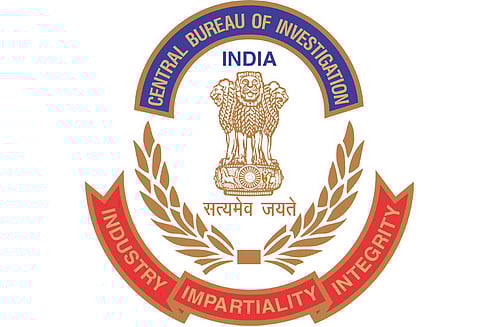 சட்டவிரோத பண பரிமாற்ற வழக்குகளை விசாரித்த சென்னை சி.பி.ஐ. பெண் அதிகாரிக்கு போலீஸ் பதக்கம்