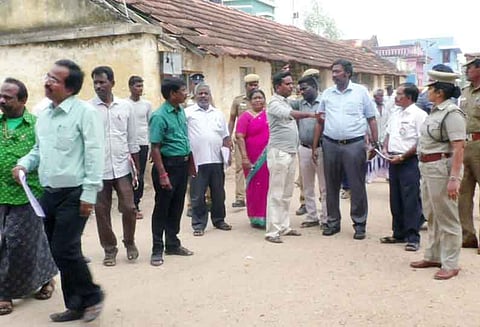 29–ந் தேதி ஜல்லிக்கட்டு நடத்துவதற்கான ஏற்பாடுகள் தீவிரம் வாடிவாசலை அதிகாரிகள் ஆய்வு