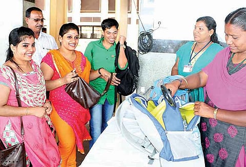 குடியரசு தினத்தையொட்டி குமரி மாவட்ட ரெயில் நிலையங்களில் பலத்த போலீஸ் பாதுகாப்பு