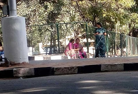 சசிகலாவை சந்திப்பதற்கு வளர்மதி, கோகுல இந்திரா, சி.ஆர்.சரஸ்வதிக்கு அனுமதி மறுப்பு